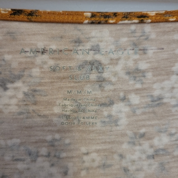 American Eagle Soft and Sexy Top - Picture 3 of 5